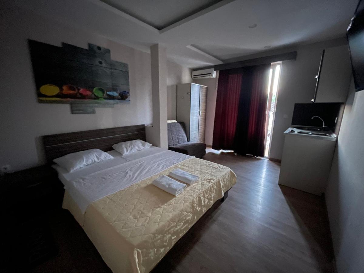 אולסינץ' Apartments Lati מראה חיצוני תמונה