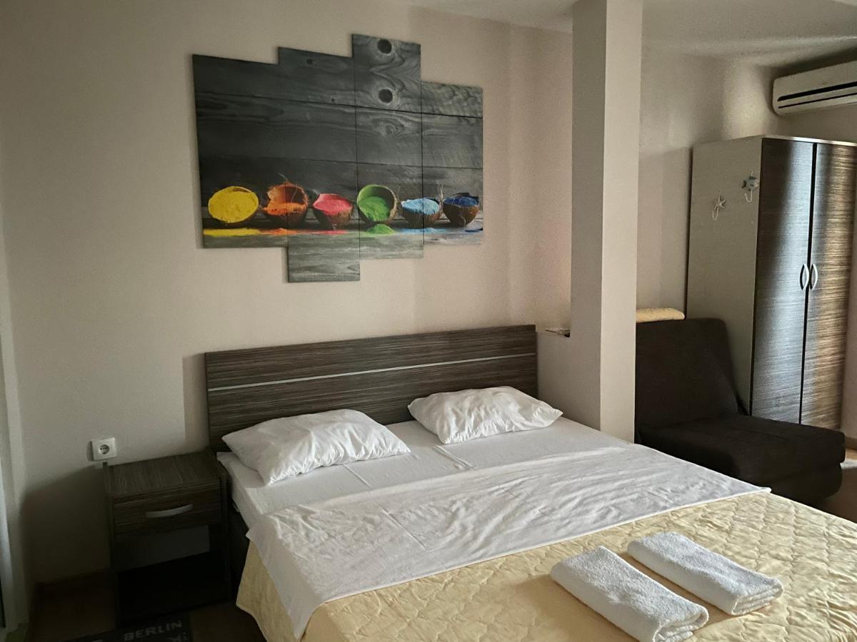 אולסינץ' Apartments Lati מראה חיצוני תמונה