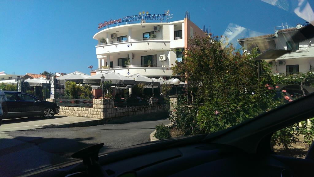 אולסינץ' Apartments Lati מראה חיצוני תמונה